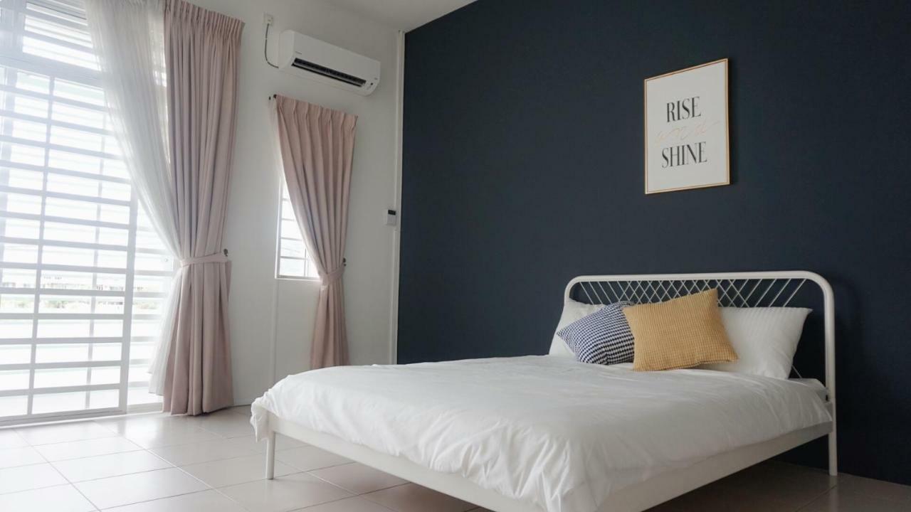 E'S Suite- Homestay That Fits 8 Pax Comfortably. Ipoh Exterior foto